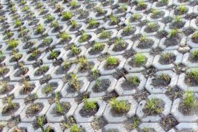 八角護坡模具的優(yōu)勢與劣勢