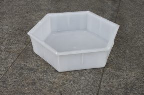 公路護(hù)坡塑料模具有哪些種類？